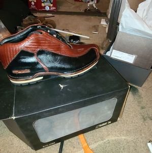 310 Motoring two tone shoes